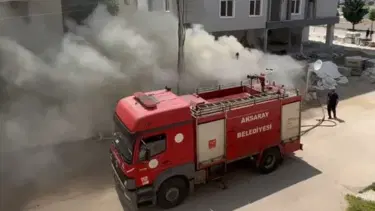 İnşaatın bekçi kulübesi alev alev yandı