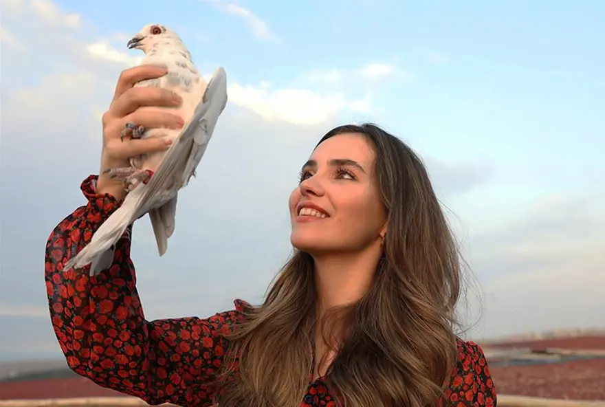 Güvercin'in Zülüf'ü Almila Ada: İzleyicinin beğendiği kadın tipinde miyim tartışılır 10