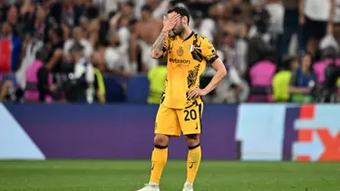 Hakan Çalhanoğlu, Şampiyonlar Ligi finalini kaybetse de tarihe geçti