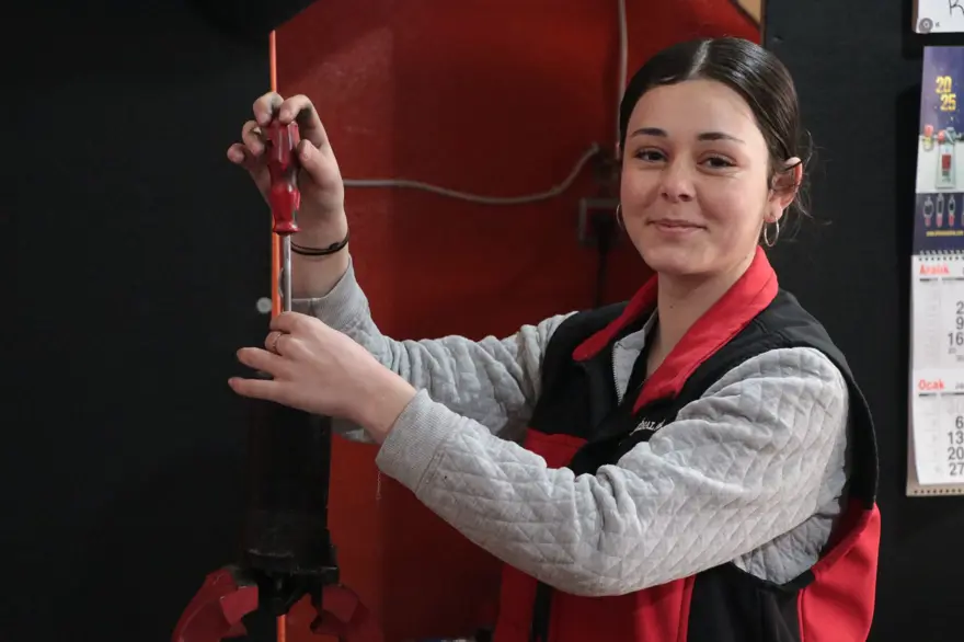 "İLK ZAMANLARDA ZORLANDIM" 3 "İLK ZAMANLARDA ZORLANDIM" 3