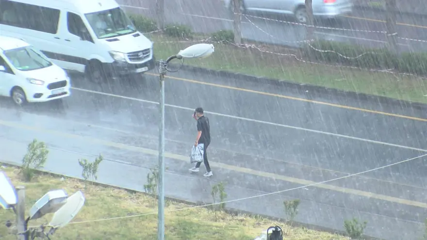 Meteoroloji açıkladı: 5 il için sağanak uyarısı 2