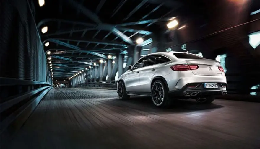 Cristiano Ronaldo yine Bugatti Centodieci ile gündemde 38