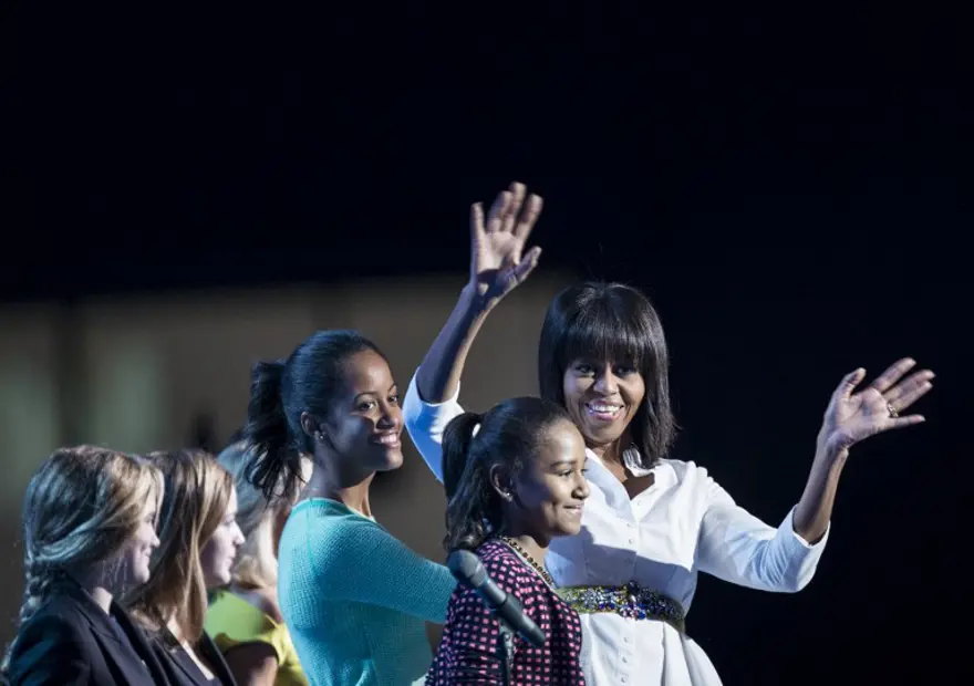 Yemin töreni öncesi sahnede bir yıldız 6 Yemin töreni öncesi sahnede bir yıldız 6