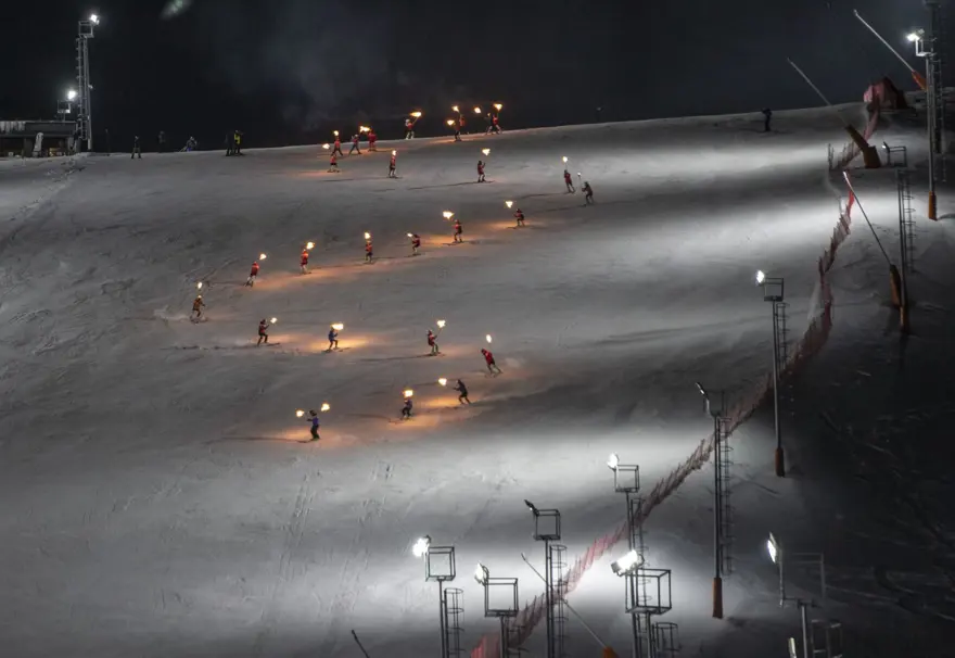 Palandöken'de "gece kayağı" keyfi 17