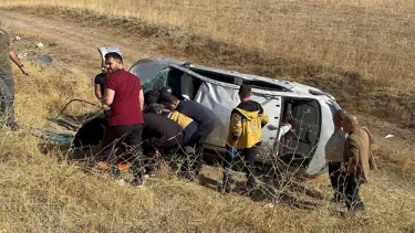 Sivas'ta otomobil şarampole uçtu: 4 yaralı