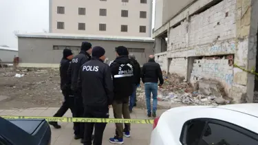 Malatya'da boş arazide erkek cesedi bulundu