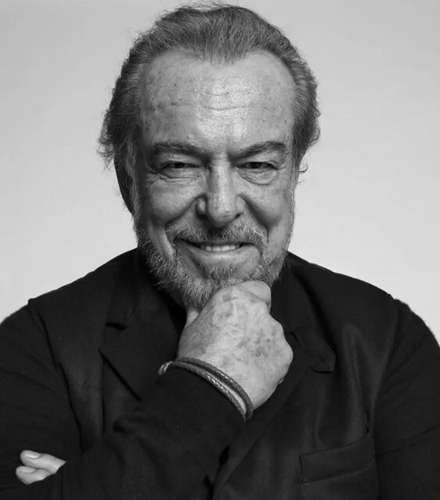 Güneri Cıvaoğlu'nun vefatı sanat dünyasını yasa boğdu 7 Güneri Cıvaoğlu'nun vefatı sanat dünyasını yasa boğdu 7