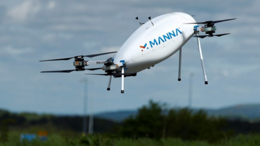 Dronle gıda dağıtımı başladı. Önce yumurta sipariş ettiler