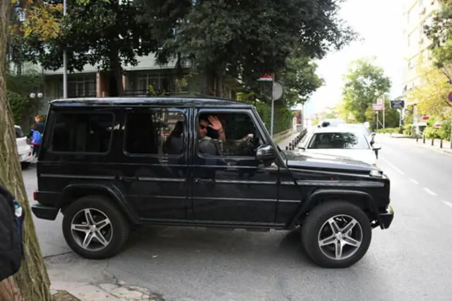 Kenan İmirzalıoğlu Etiler'i altüst etti 7