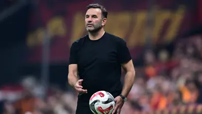 Okan Buruk'tan şampiyonluk açıklaması: "Dört takım yarışta"