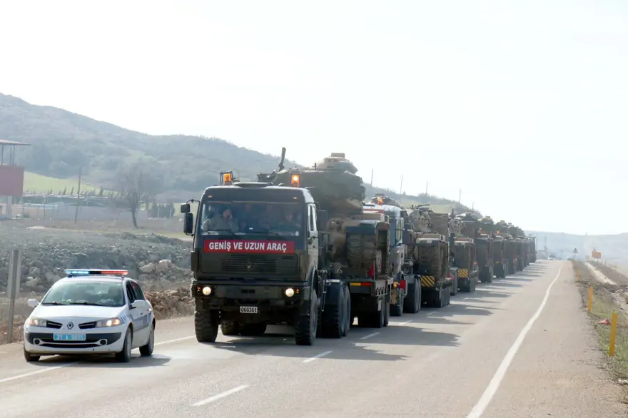 İdlib sınırına askeri sevkiyat 
