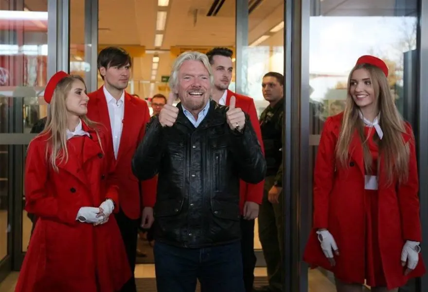 Milyarder işadamından uzay turizmi için önemli adım 9