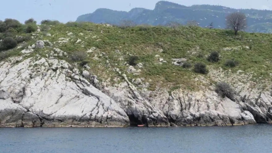 Sahil Güvenlik ekiplerini alarma geçiren Rus 1