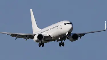 Havada kalp krizi geçiren yolcu için zamanla yarış