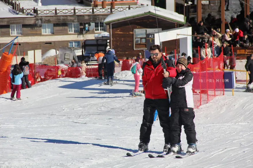 Sömestr tatilinde Uludağ'a akın ettiler 8