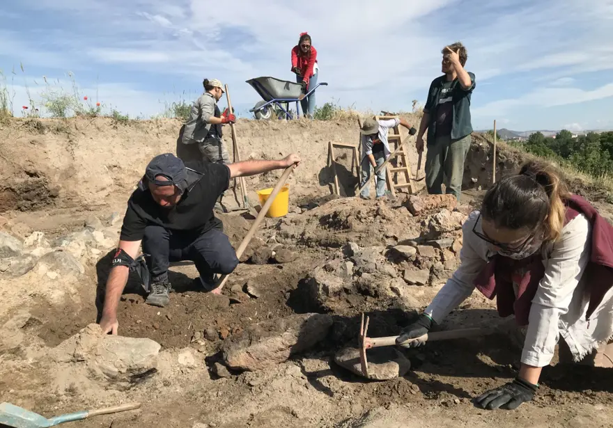 'Kütahya'nın kalbi' tarihi aydınlatıyorlar 3