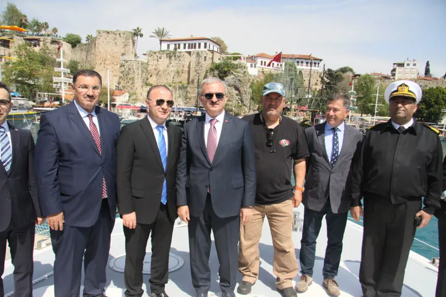 Antalya'da 3 bin 600 yıllık gemi batığı (Sualtının Göbeklitepesi) 4 Antalya'da 3 bin 600 yıllık gemi batığı (Sualtının Göbeklitepesi) 4