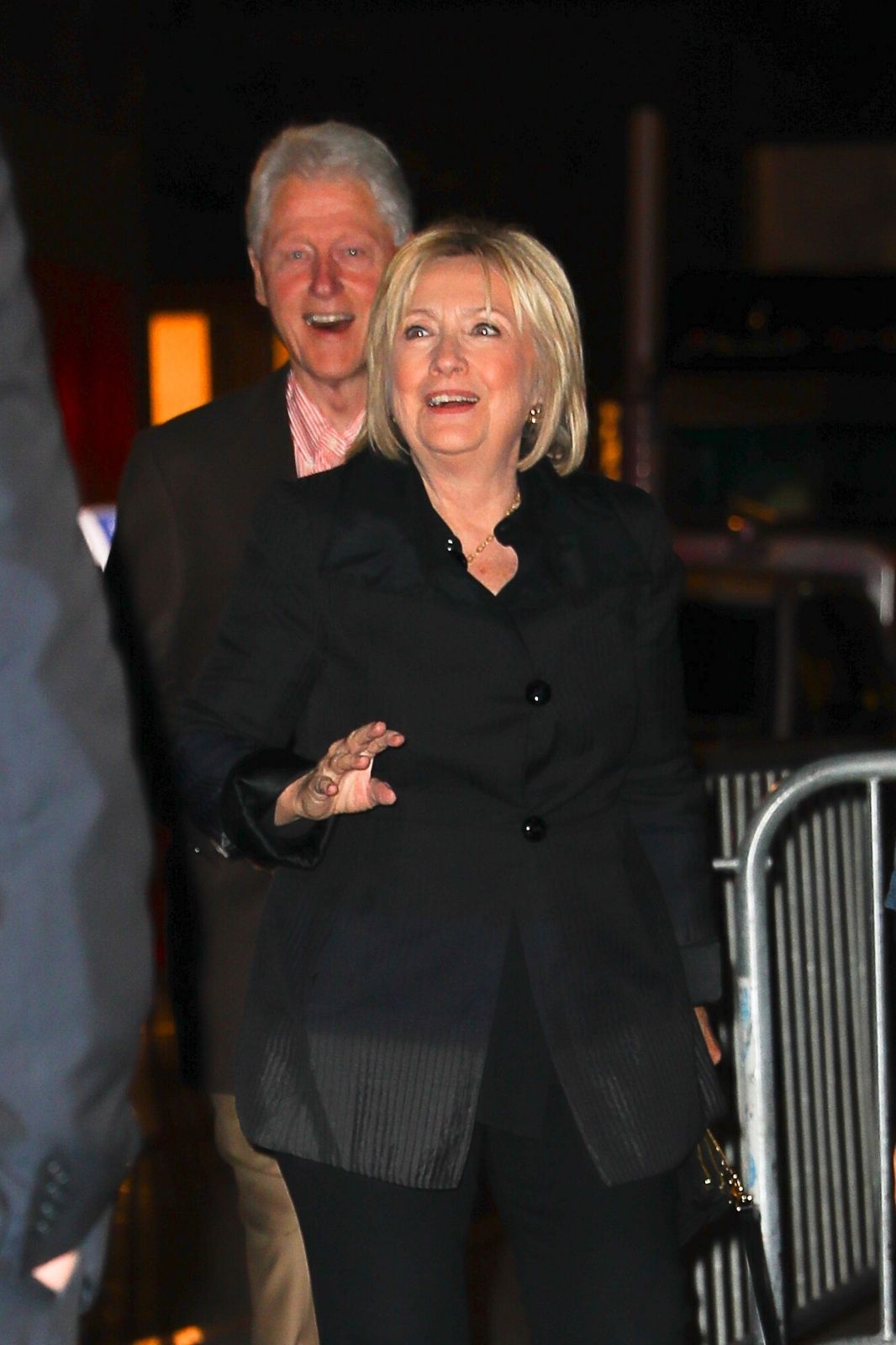 Bill ve Hillary Clinton Christina Aguilera konserinde