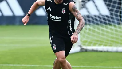 Beşiktaş'ın yeni transferi Jota Silva ilk antrenmanına çıktı