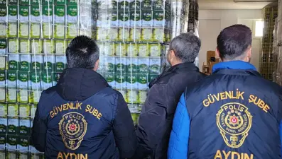 Sağlığı tehlikeye atmaya devam ediyorlar: 3,5 ton tağşişli zeytinyağı ele geçirildi