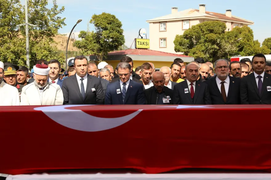 Pençe-Kilit şehidine veda 7