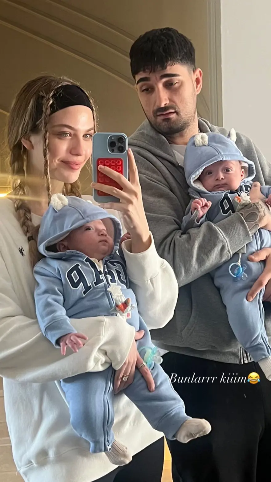 Yasemin Şefkatli'nin ikiz oğulları büyüyor: 2024 neler öğrettin bana 3