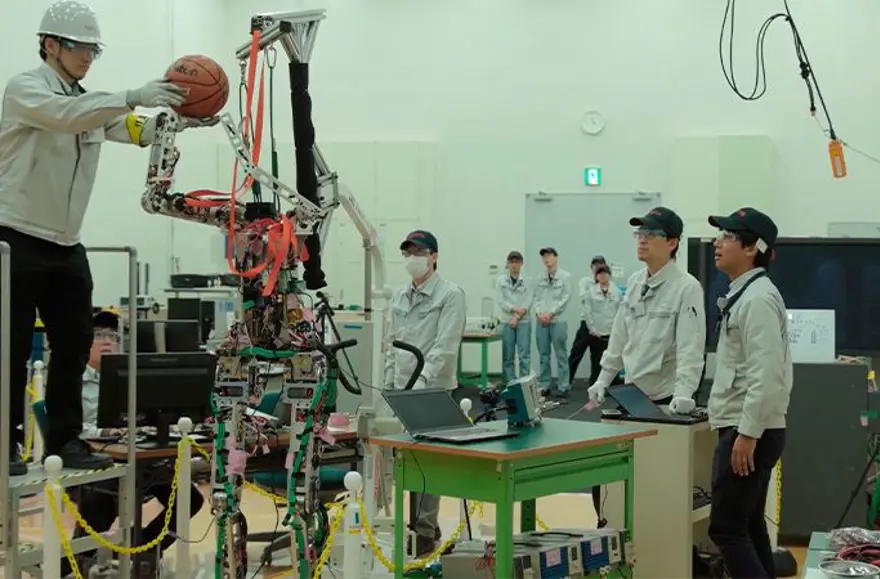 25 metreden isabetli atış: Basketbolcu robot dünya rekoru kırdı! 1