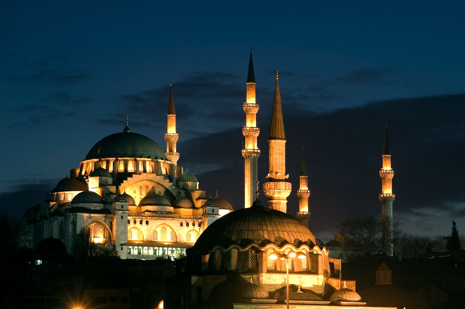 Rüyada cami görmek ne anlama gelir?