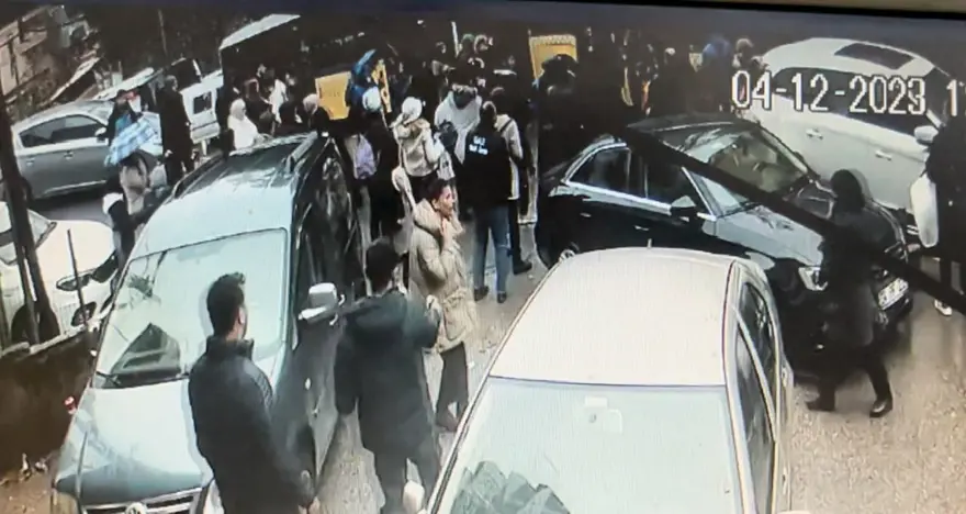 Yer verme kavgasında biber gazı sıkıldı, yolcular fenalaştı 2