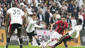 Beşiktaş, iki dakikada yıkıldı: Dolmabahçe'de mağlup oldu Beşiktaş, iki dakikada yıkıldı: Dolmabahçe'de mağlup oldu