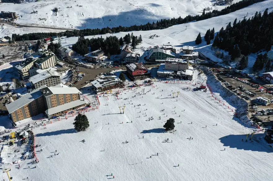 Uludağ'daki esnaf yarıyıl tatilinden umutlu 3