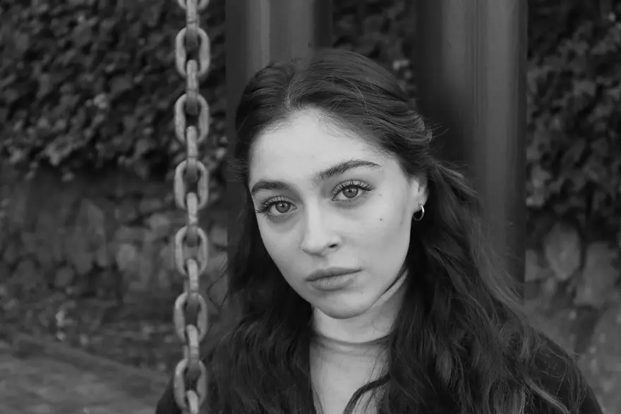 Cemre Baysel paylaştı: Sakla Beni setinden yeni kareler 