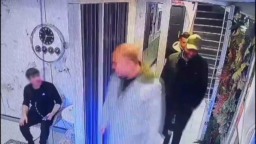İSTANBUL'A KEŞİFE GELMİŞLER 1