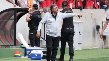 Yılmaz Vural yönetimindeki Menemen FK sezonu tamamladı
