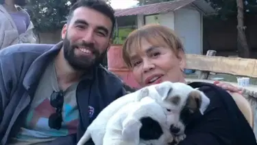 Sezen Aksu Hatay’da depremzedeleri ziyaret etti