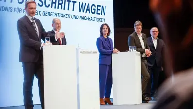 Almanya'da SPD, Yeşiller ve FDP, koalisyon sözleşmesinde mutabakat sağladı