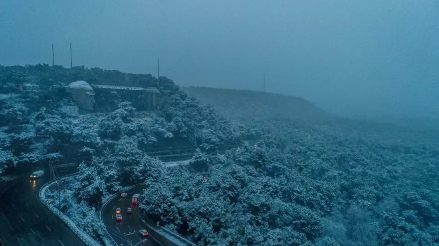 Antalya’ya 29 yıl sonra kar yağdı 23 Antalya’ya 29 yıl sonra kar yağdı 23