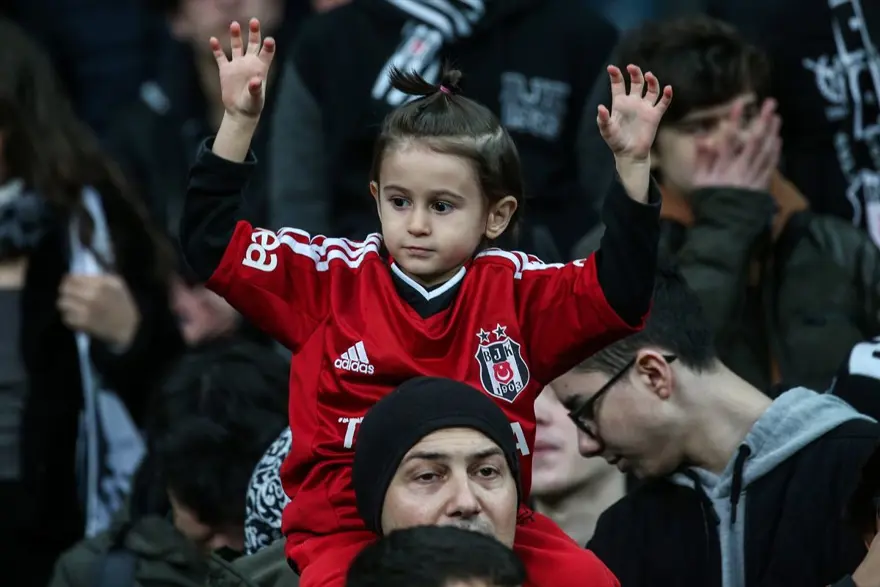 Vodafone Park'ta Sergen Yalçın izdihamı 10 Vodafone Park'ta Sergen Yalçın izdihamı 10
