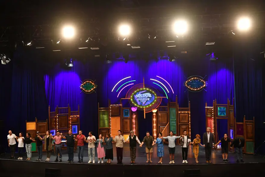 Harbiye'de Güldür Güldür Show'dan kahkaha dolu gece 18
