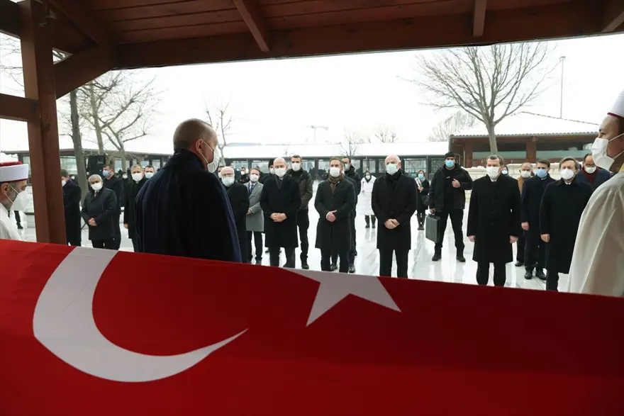 Sosyolog Prof. Dr. Nur Vergin, son yolculuğuna uğurlandı 3