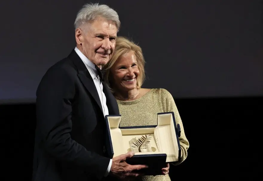 ONUR ÖDÜLÜ VERİLDİ 2 ONUR ÖDÜLÜ VERİLDİ 2