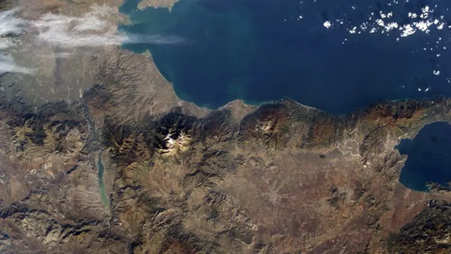 Milyonlarca kişiyi etkileyen kesinti yörüngeden görüntülendi (NASA paylaştı) 26