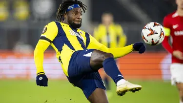Fenerbahçe'de Maximin bandanaları satışta