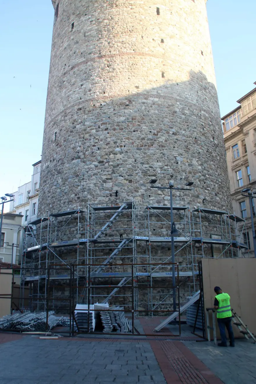 Galata Kulesi'nde restorasyon ebabil kuşlarının yuvaları nedeniyle ertelendi 20