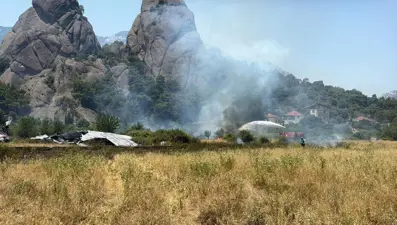 Kemer'de korkutan yangın