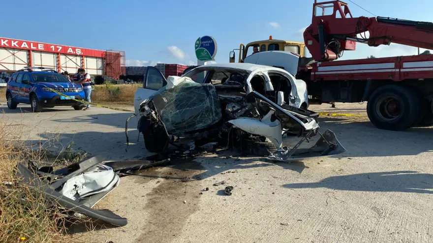 Feci kazada sürücü öldü, aracından çok sayıda uyuşturucuçıktı 7