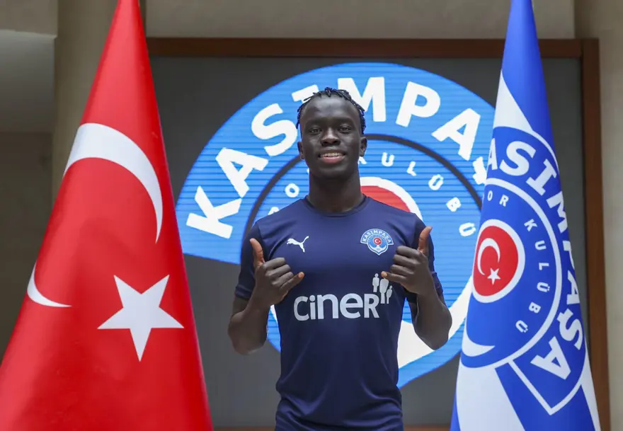 Kasımpaşalı futbolcu Awer Mabil'in ilham verici yaşamı 3