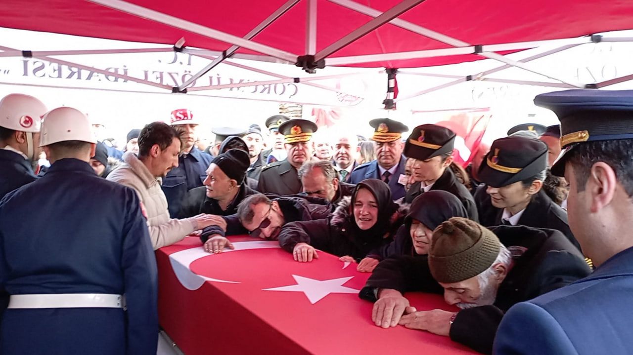 Pençe-Kilit şehidine veda