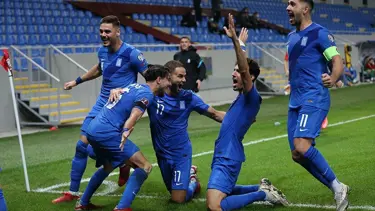 Yunanistan'ı Bakasetas ve Pelkas uçurdu