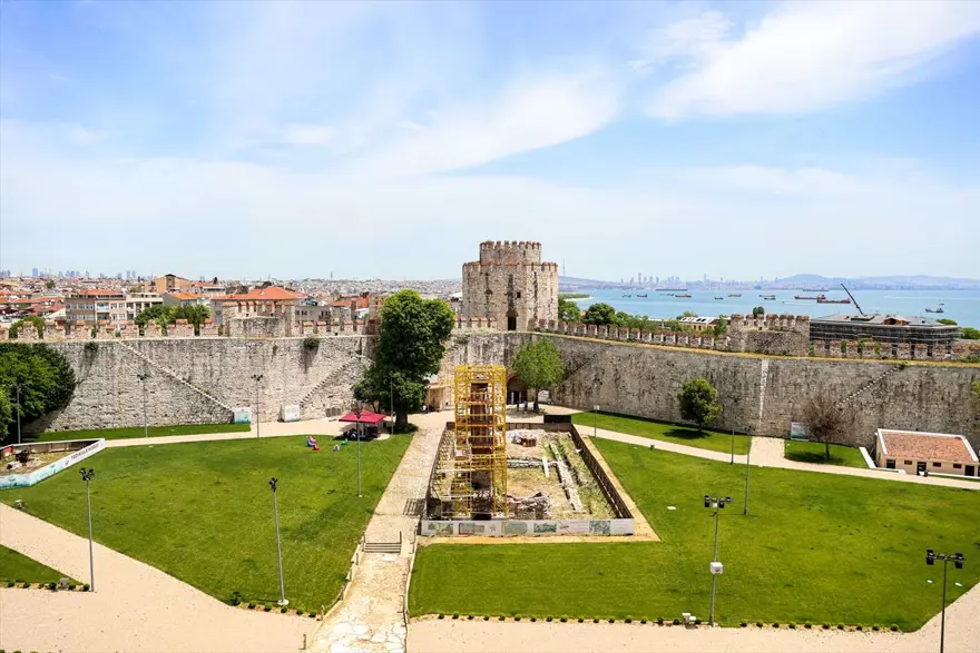 YEDİKULE HİSARI'NIN TARİHİ VE ÖNEMİ 12